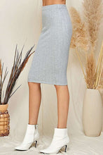 Load image into Gallery viewer, Heather Grey Cable Knit Midi Skirt

