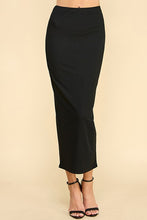 Load image into Gallery viewer, Black Ribbed Maxi Skirt
