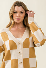 Load image into Gallery viewer, Checkered Super Soft Cardigan
