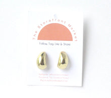 Load image into Gallery viewer, Little Gold Teardrop Stud Earrings
