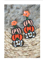 Load image into Gallery viewer, Stack of Pumpkins Fall Seedbead Earrings
